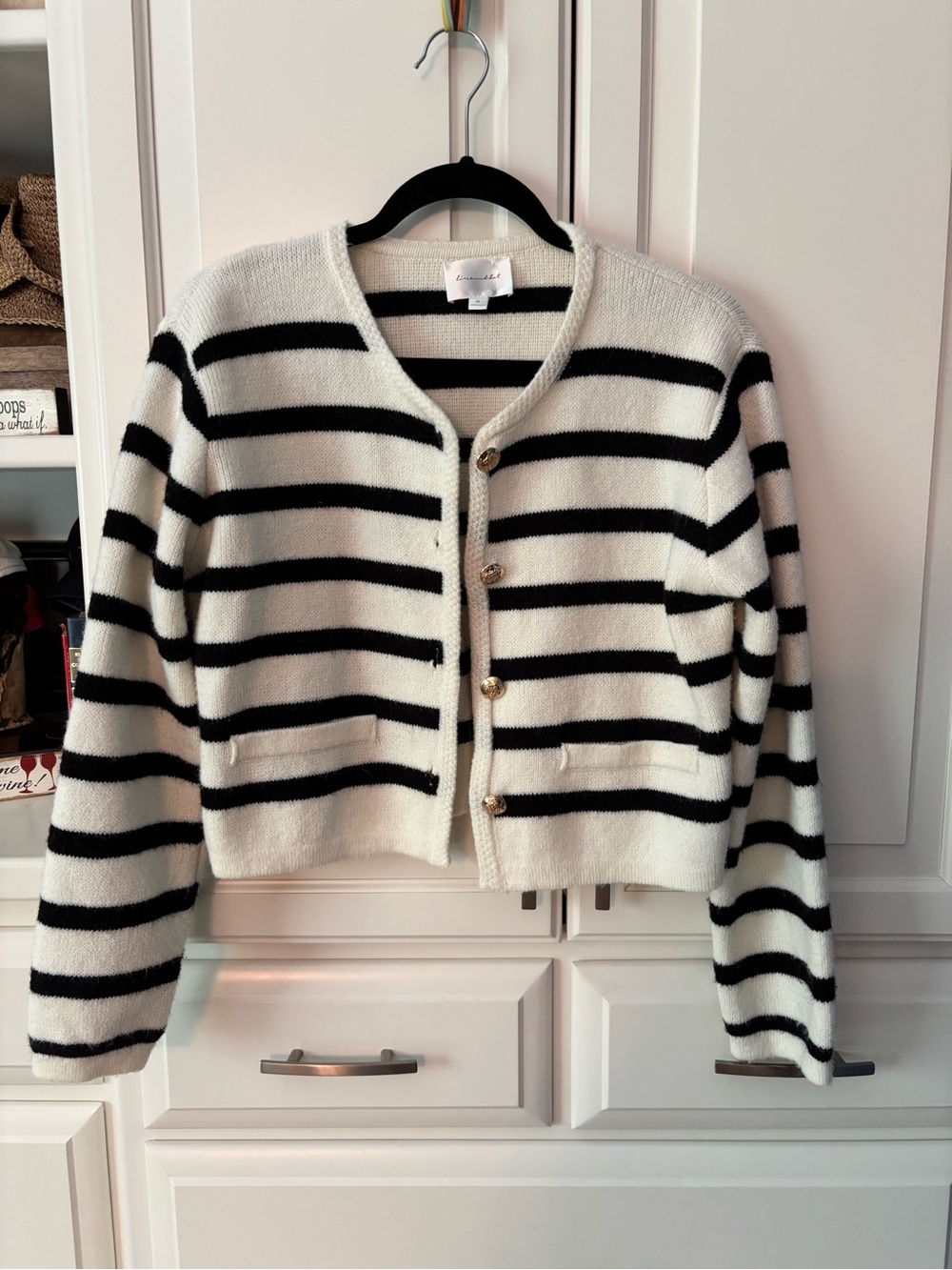Line and Dot Laurel cropped cardigan -m -very good condition